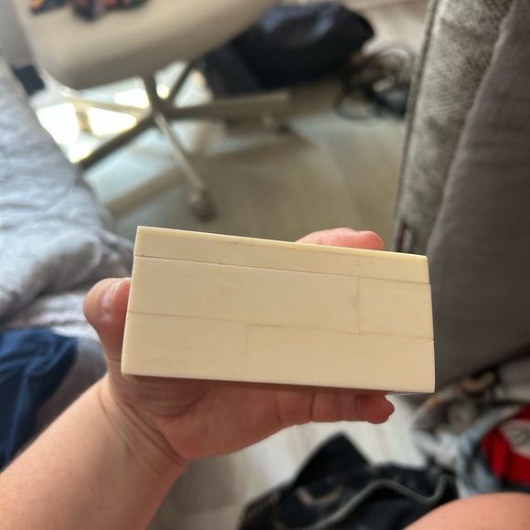 4/$100 brutalist bone Cream Rectangular trinket storage container 🙋♂️ - Picture 4 of 6